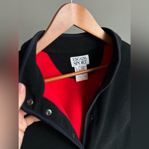 Escada Sport Fleece vest size L or EU42 - Picture 9 of 12